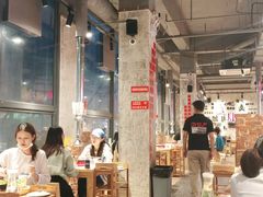 大堂-么肆烤肉·中式自助·烤肉大排档(街道口季佳PAI店)