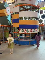 -星际乐园(红博中央公园店)