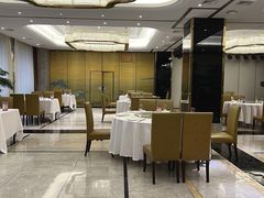 -骏莱海鲜鱼港(五角场店)