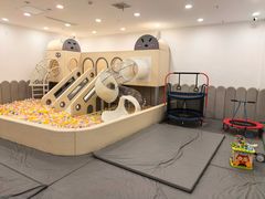 -龙格亲子游泳·水育早教运动中心(龙湾天街店)