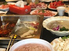 -百年川椒重庆老火锅(光谷店)