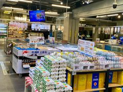 -盒马鲜生(红莲店)