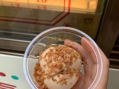 麻酱糖饼口味冰淇淋-喜茶(北京三里屯太古里店)