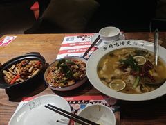-胡桃里民谣酒馆
