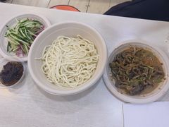 -黑八私房老北京炸酱面