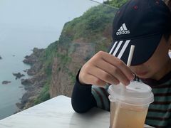 -悬崖咖啡厅
