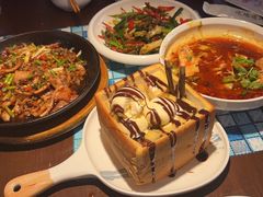 -川流不息·地道川菜·小龙虾(松东路店)