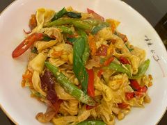 火腿炒农家豆腐皮-辣公子·千岛湖私房菜(滨江店)