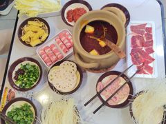 -碰湘地·鲜切牛肉麻辣烫(新世纪家园店)