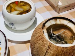 原只椰子炖乌鸡-珍味汤馆·潮汕家乡菜(保利文化广场店)