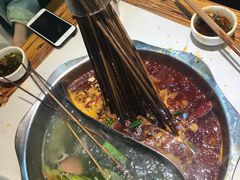 -江二娃串串香(科园四路总店)