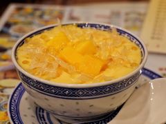 杨枝甘露-广信牛奶甜品世家(台东店)