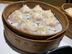 -馋三尺蟹粉小笼(人民广场店)
