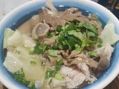 -冯烫烫跷脚牛肉·川菜小馆(武胜西街店)