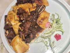 黑椒牛仔骨炒年糕-绿茶餐厅(乐峰广场店)