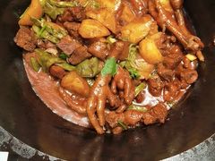 -山河屯铁锅炖·非遗东北菜(南山店)