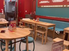 -塔斯汀中国汉堡(徐汇汇京广场店)