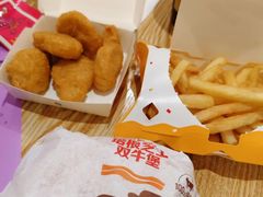 -麦当劳(民盈·国贸城店)
