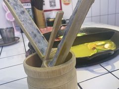 -巴卤社老火锅(财富店)