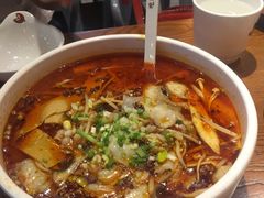-渝是乎川渝小炒(新世界百货望京店)