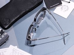 -目艮眼镜SHOWROOM(品牌集合店)