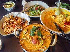 -大头虾越式风味餐厅(光明广场店)