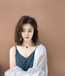 -韩国丽安形象设计