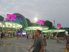 -迪卡侬(西华店)