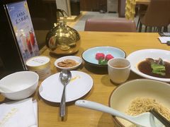 -乐忻皇朝(上海中心大厦店)
