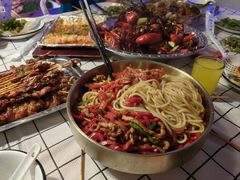 -顶峰夜宴·龙虾烧烤大排档(九江学院店)