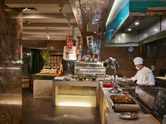 -松山湖凯悦酒店·Café自助餐厅·周末火舞秀表演
