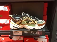 -NIKE上海青浦优选体验店