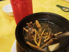 草根汤-莲花公园煎蟹(总店)