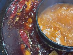 -黄潇洒老火锅(九眼桥宏济巷店)
