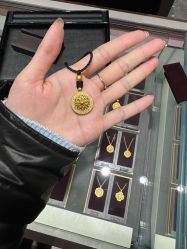 -周大福CHOW TAI FOOK(浦东八佰伴店)