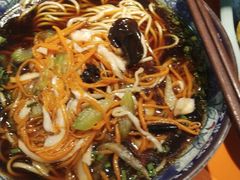 -老新隆牛肉锅贴(新街口店)