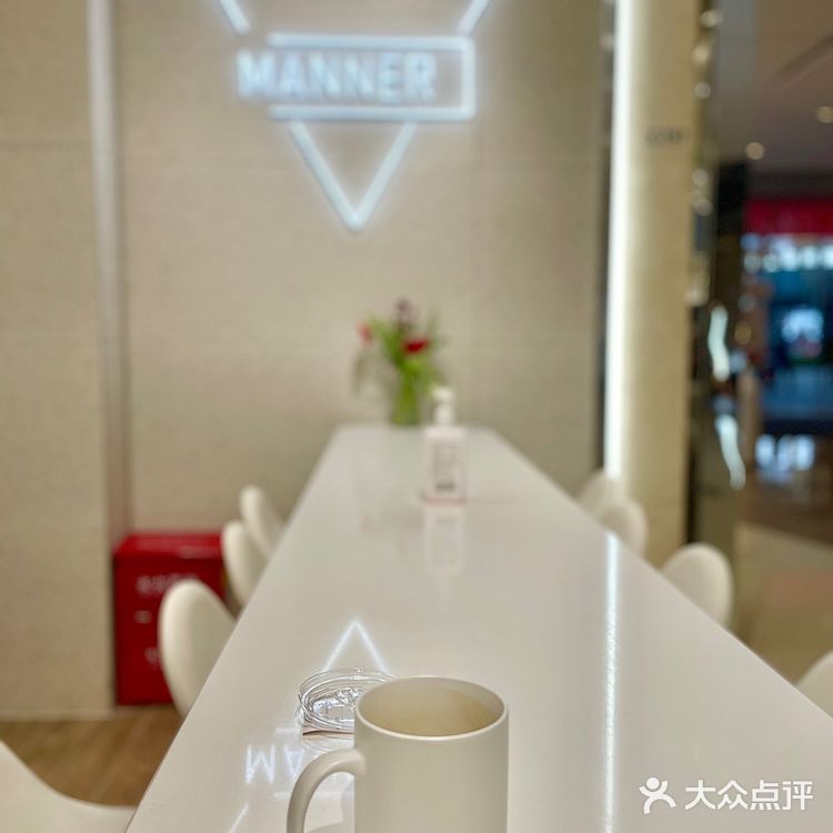 MANNER重庆首店排面来啦～自带杯免费喝咖啡