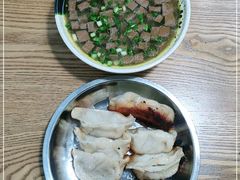 -黄阿姨锅贴大王(万航渡路店)