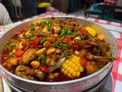 -辣小鲜·南昌大排档(船山路店)