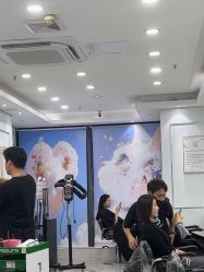 -镁连社·美联社