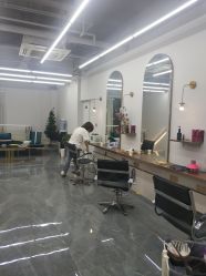 -茶发Salon·烫发染发理发