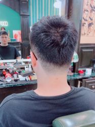 -海文先生国潮烫染男士理发馆