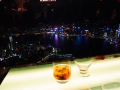 -OZONE 顶楼酒吧(香港丽思卡尔顿酒店)