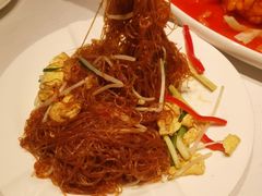 -河畔春天时尚餐厅