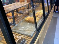 面包甜点陈列柜-超港·蛋糕面包(国购店)
