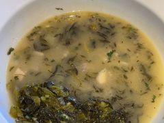 -严记小天府酸菜鱼(西四路店)