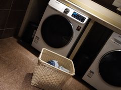 -西安大雁塔科技大学地铁站亚朵酒店