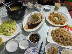 -范饭椰林川湘味海鲜·椰子鸡(三亚湾椰梦长廊店)