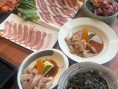 -山之屋炭火烧肉·生啤畅饮(大朗万科中央公园店)
