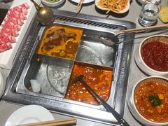 -海底捞火锅(关山保利店)